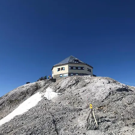 דירה In Dienten With Ski-in Access & Sauna *